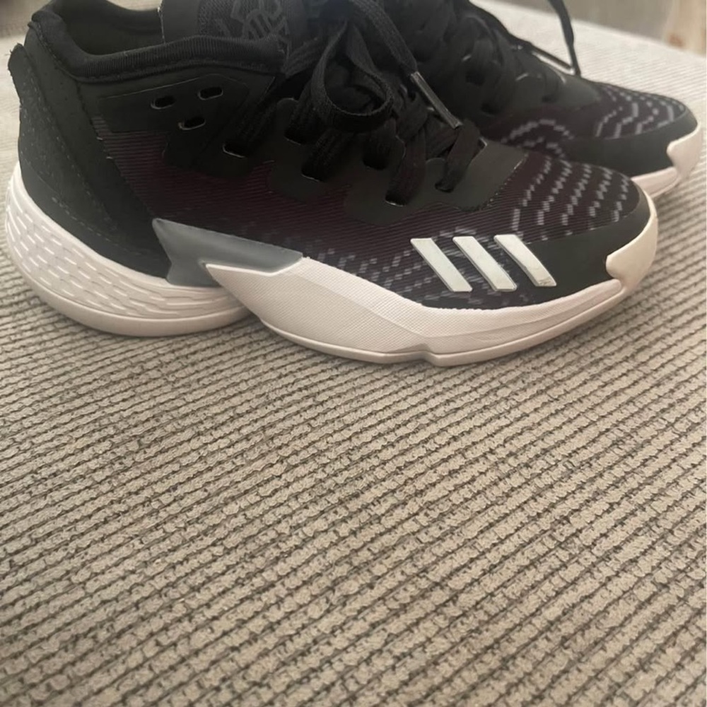 don mitchell issue #4 adidas 12.5k  like new